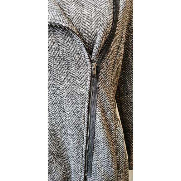 Banana Republic Herringbone Asymmetric‎ Zip Up Fleece Jacket Women Size S Gray - Picture 4 of 7